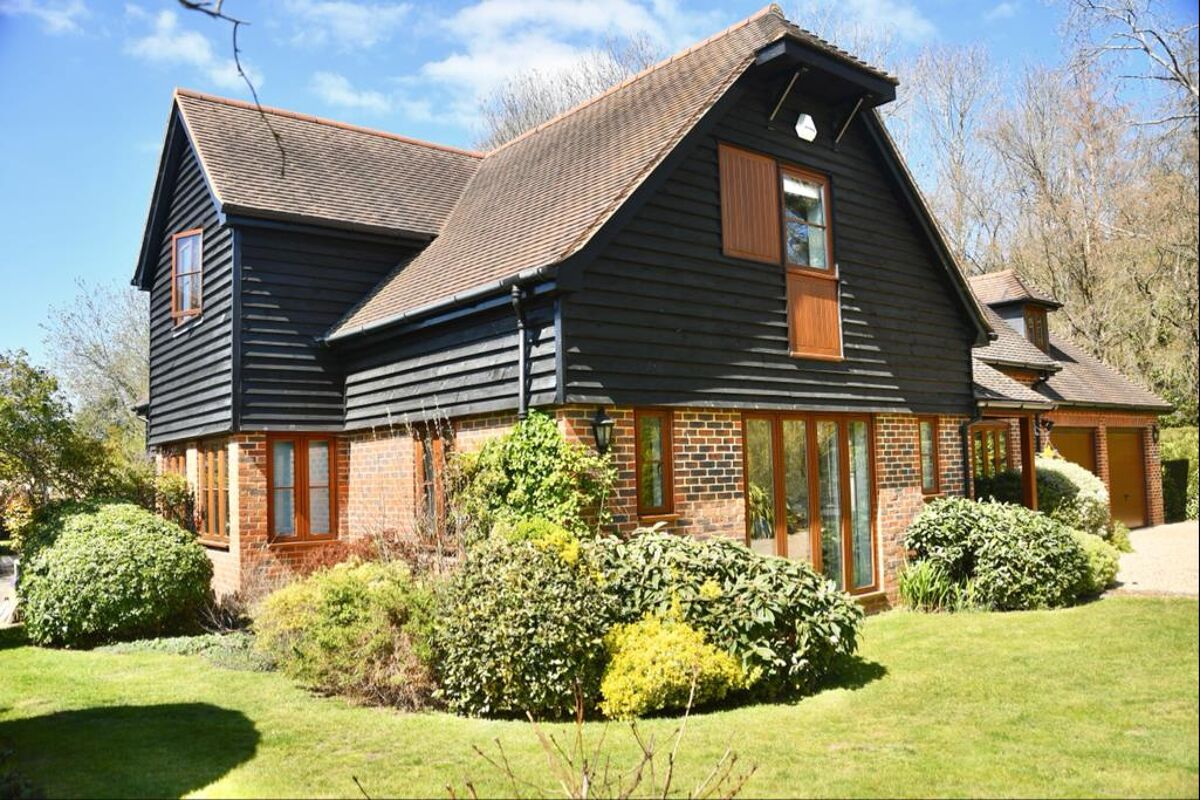 house for sale in Guildford Road, Cranleigh, Surrey, GU6 GLD012196056