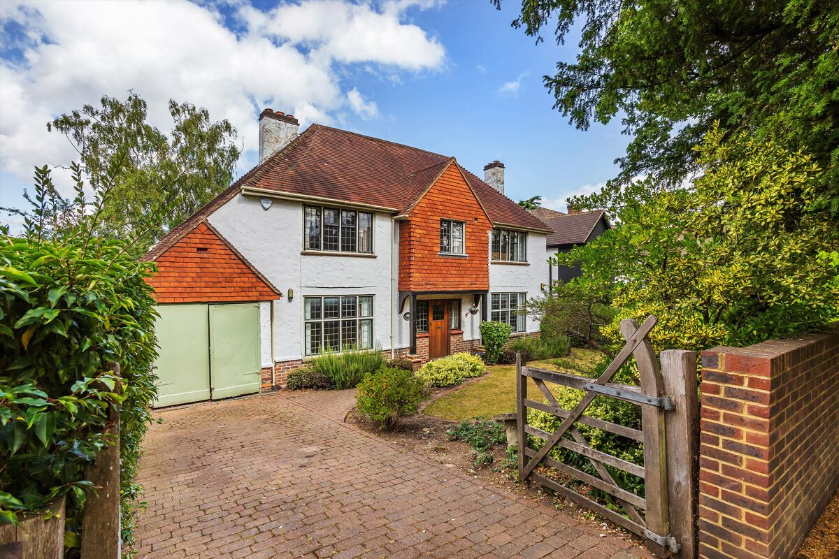 Inmueble en venta - Epsom Road, Guildford, Surrey, GU1 | Knight Frank