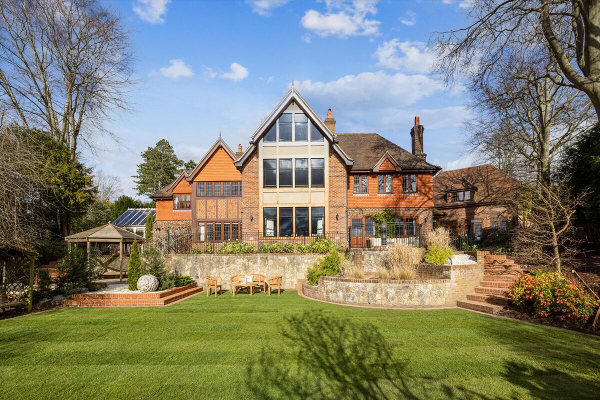 house for sale in Warwicks Bench, Guildford, Surrey, GU1