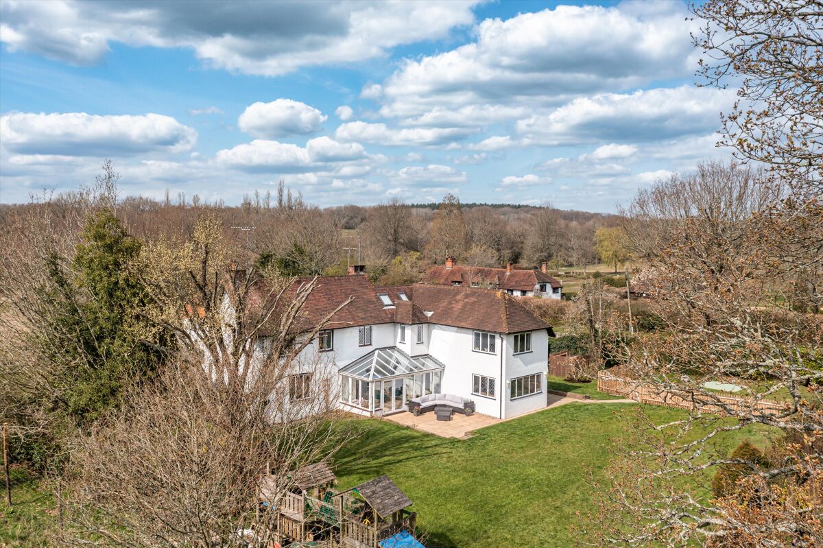 farmhouse for sale in Rosemary Lane, Alfold, Cranleigh, Surrey, GU6 GLD012221592 Knight Frank