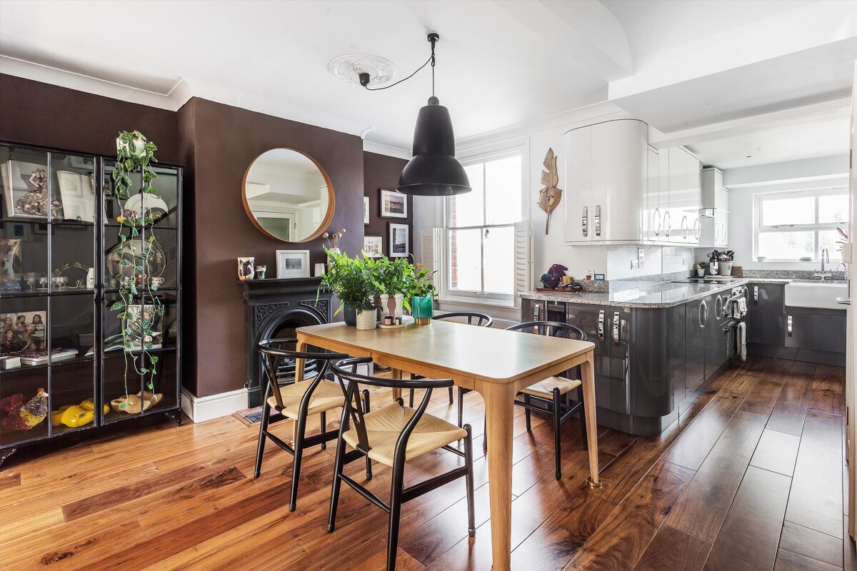 house for sale in Addison Road, Guildford, Surrey, GU1 GLD012222783