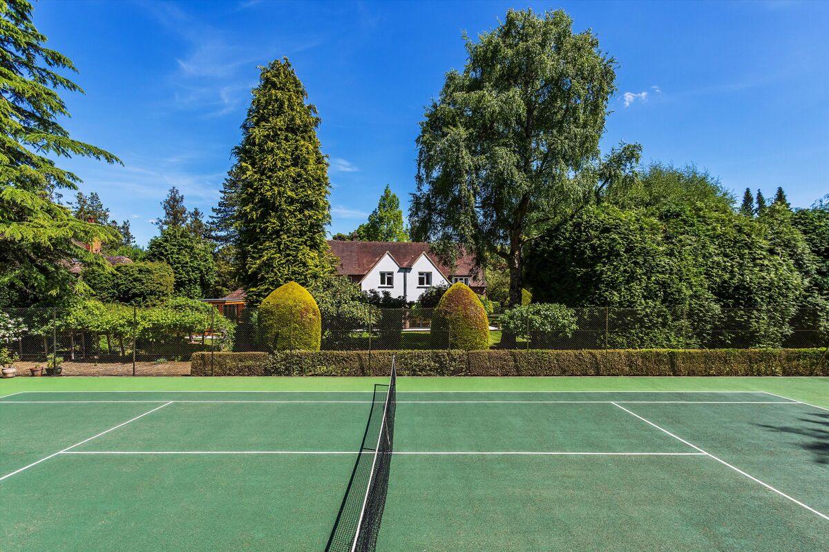 house for sale in Fairacre, The Drive, Wonersh Park, Guildford, Surrey, GU5 GLD012232044