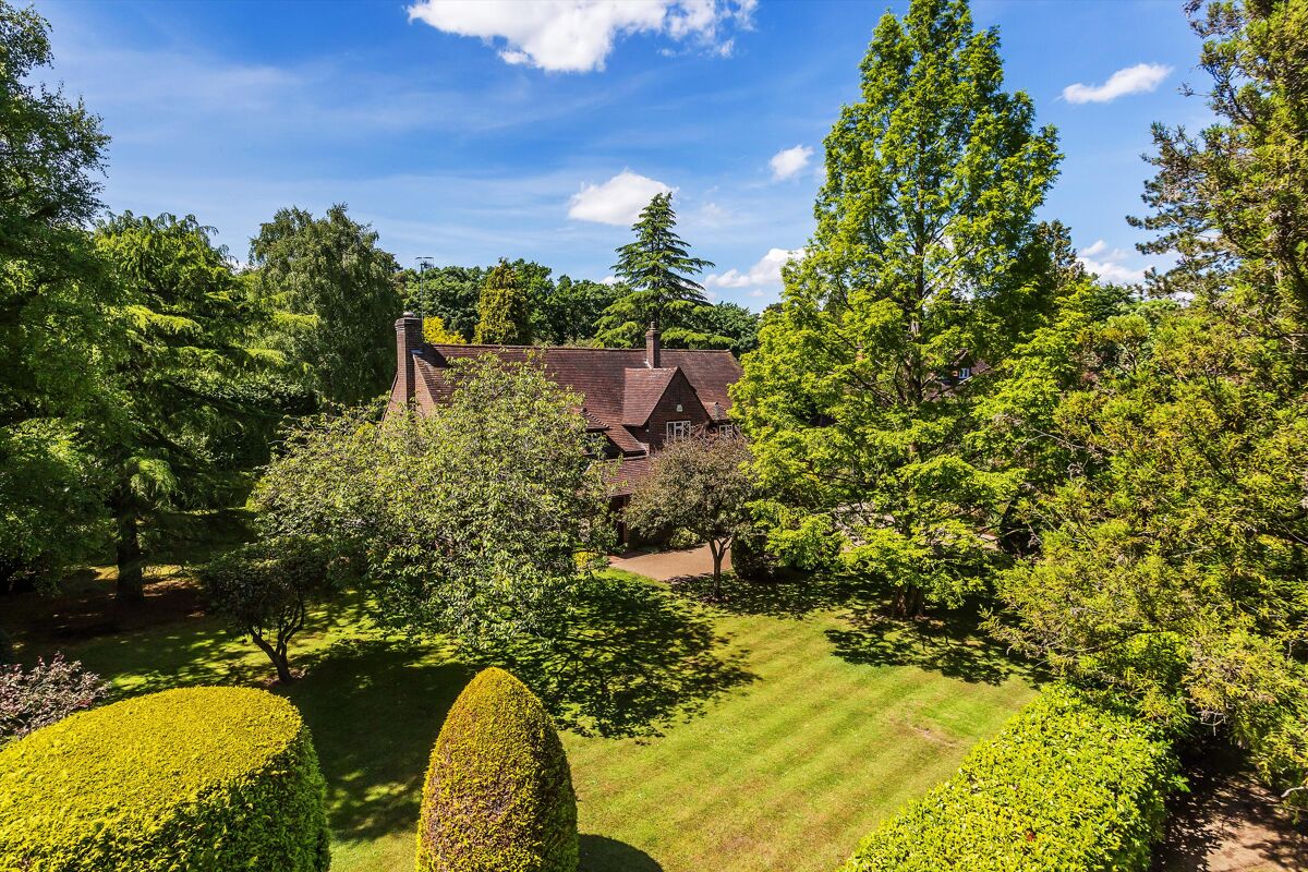 house for sale in Fairacre, The Drive, Wonersh Park, Guildford, Surrey, GU5 GLD012232044