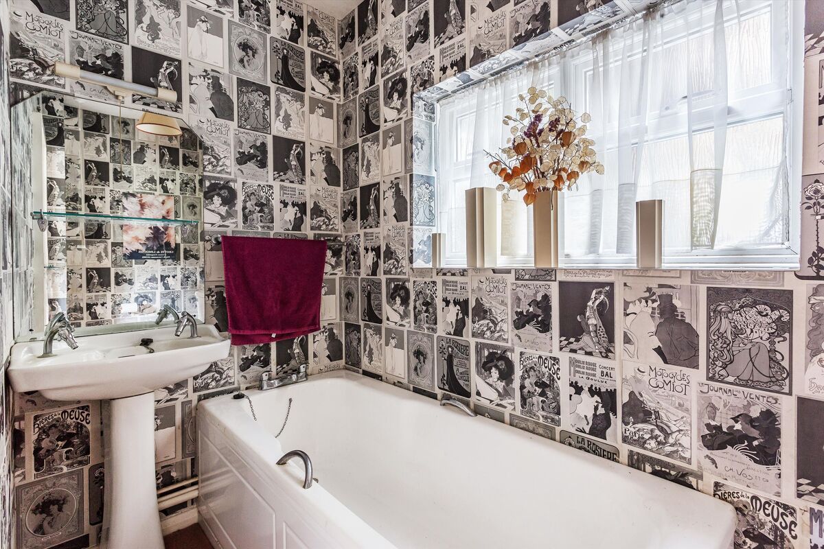 house for sale in Hollycroft, Grantley Avenue, Wonersh Park, Guildford