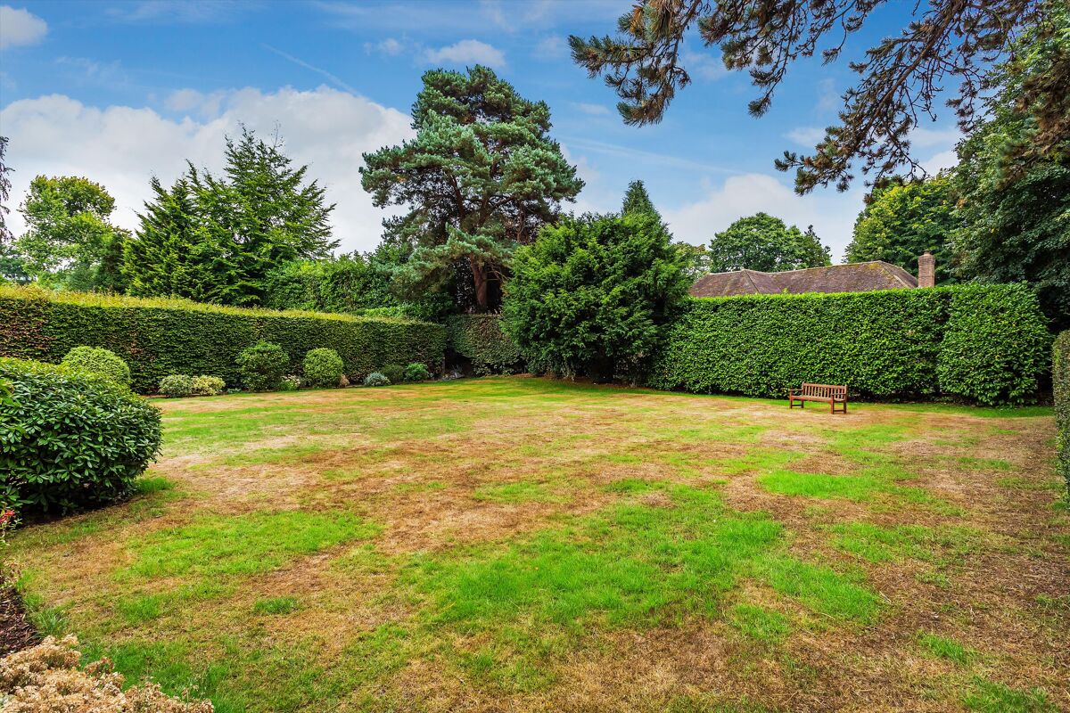 house for sale in Hollycroft, Grantley Avenue, Wonersh Park, Guildford