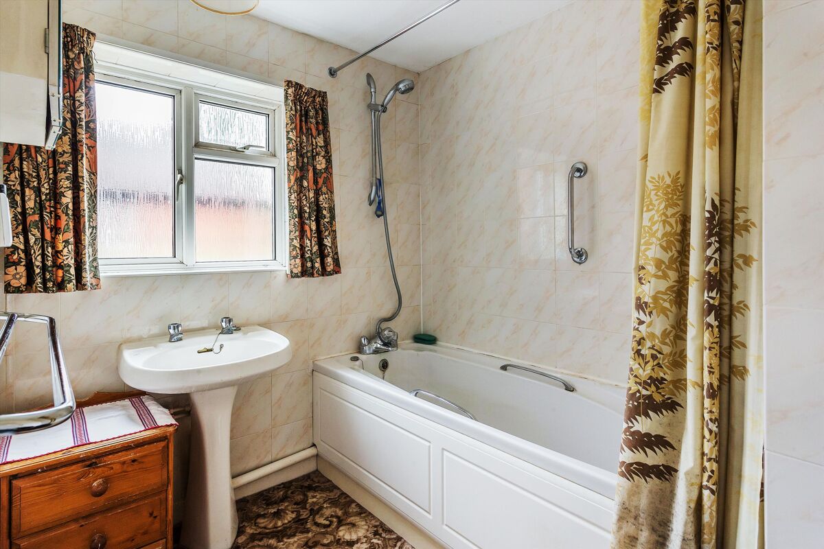 house for sale in Hollycroft, Grantley Avenue, Wonersh Park, Guildford, Surrey, GU5