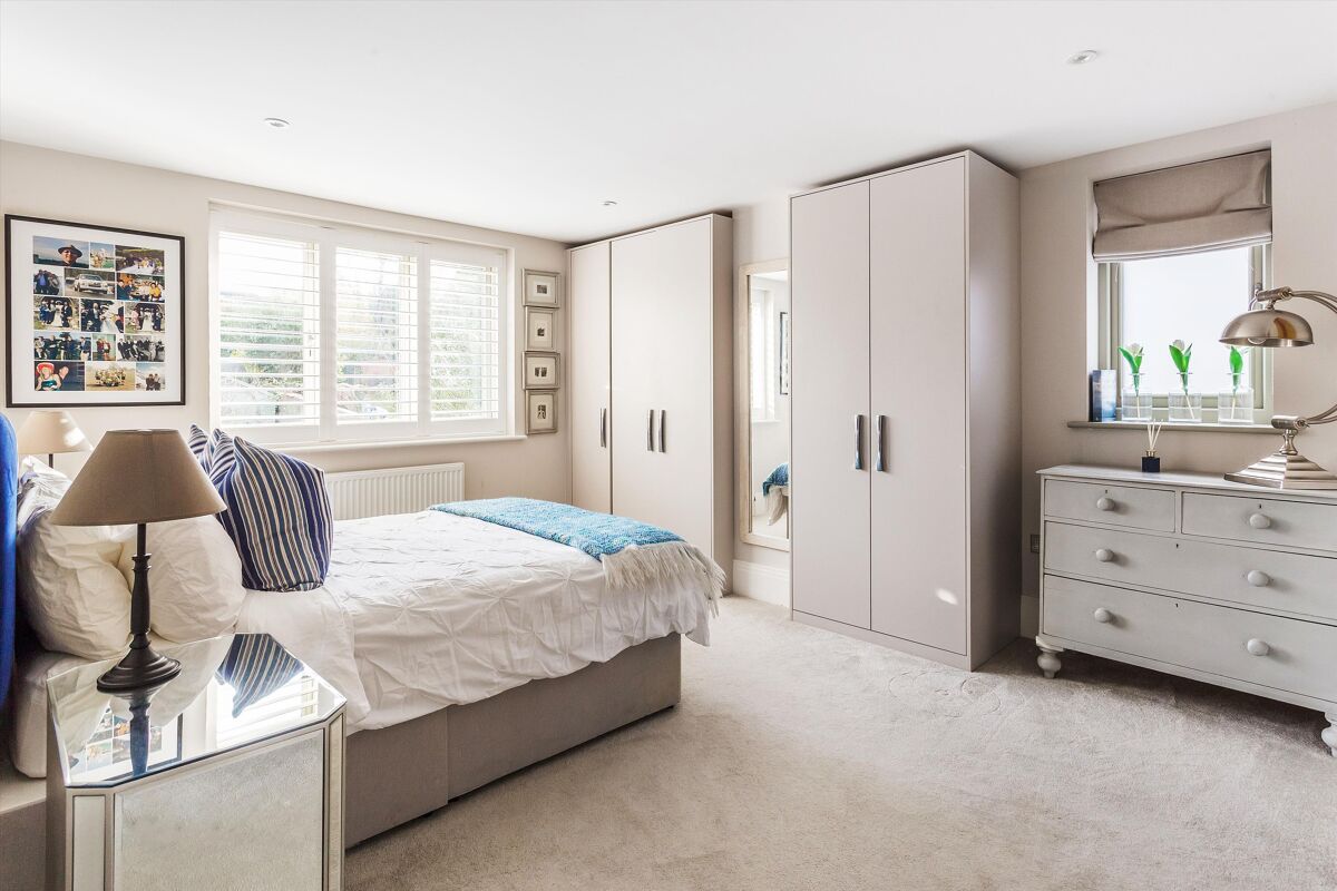 house for sale in St. Omer Road, Guildford, Surrey, GU1 GLD012234592