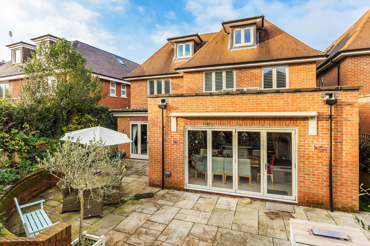 house for sale in St. Omer Road, Guildford, Surrey, GU1 GLD012234592