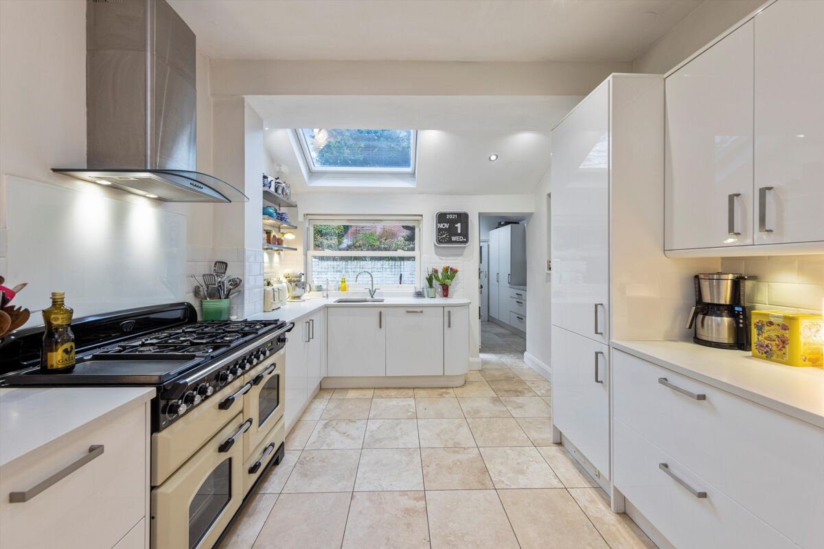 house for sale in South Hill, Guildford, Surrey, GU1. GLD012243589