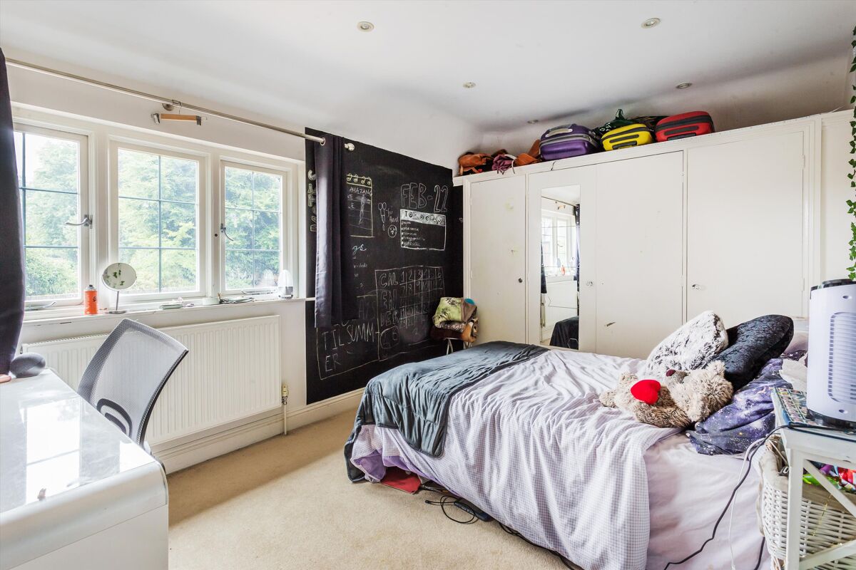 house for sale in Orchard Road, Shalford, Guildford, Surrey, GU4