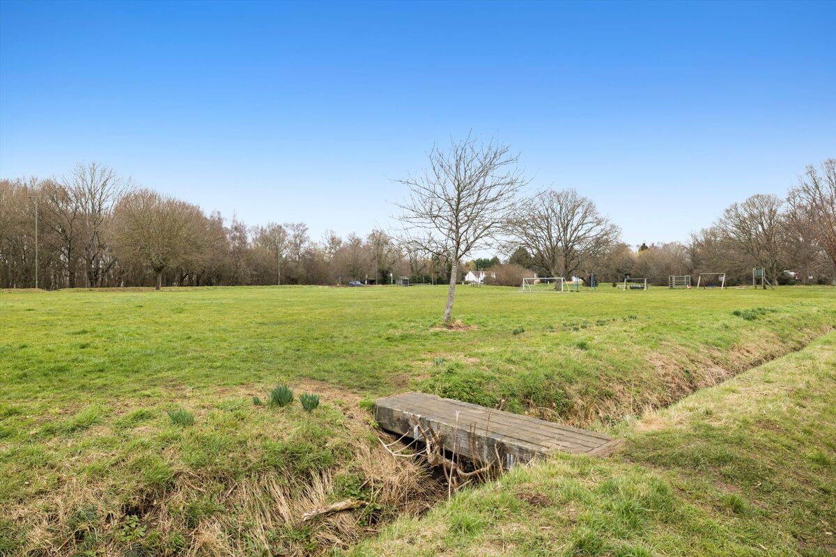 house for sale in Oakdene Road, Peasmarsh, Guildford, Surrey, GU3