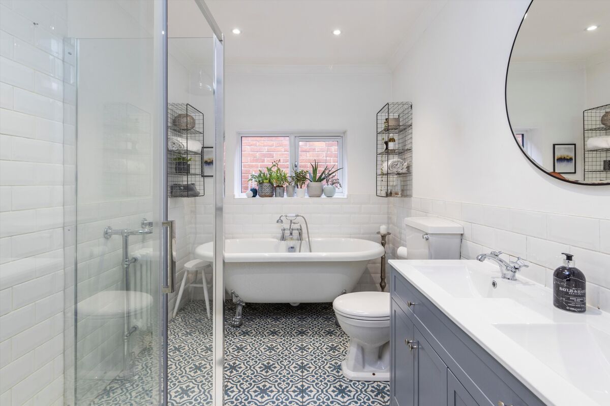 house for sale in Oakdene Road, Peasmarsh, Guildford, Surrey, GU3 GLD012254431 Knight Frank