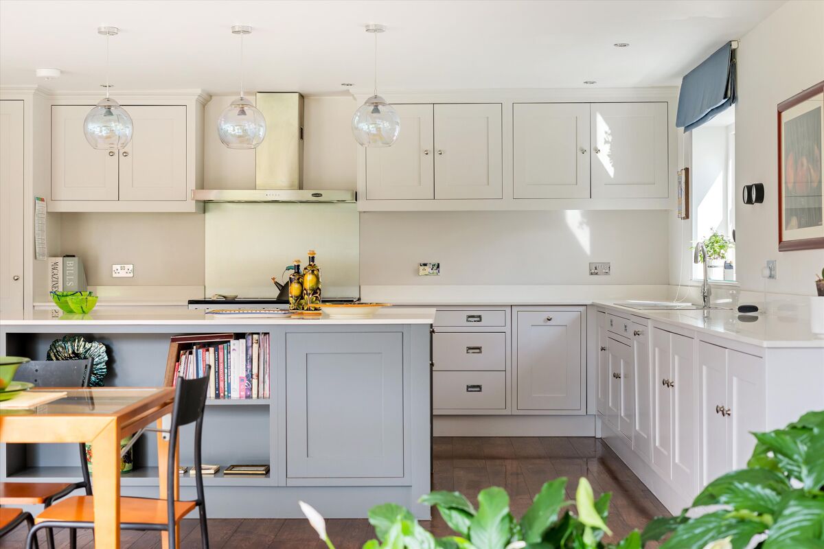 house for sale in Tilehouse Road, Guildford, Surrey, GU4 GLD012257916