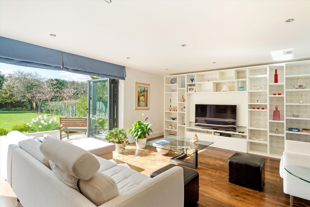 house for sale in Tilehouse Road, Guildford, Surrey, GU4 GLD012257916