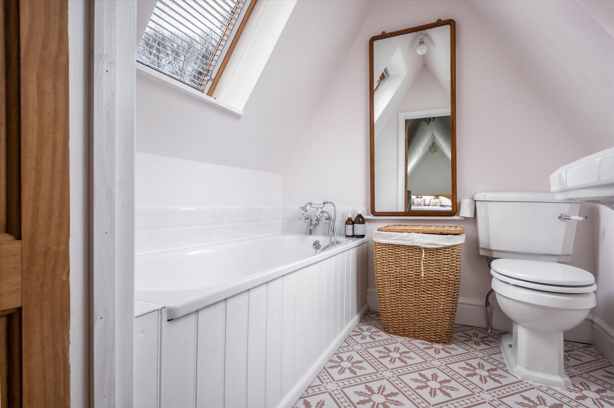 house for sale in Blackheath Lane, Blackheath, Guildford, Surrey, GU4