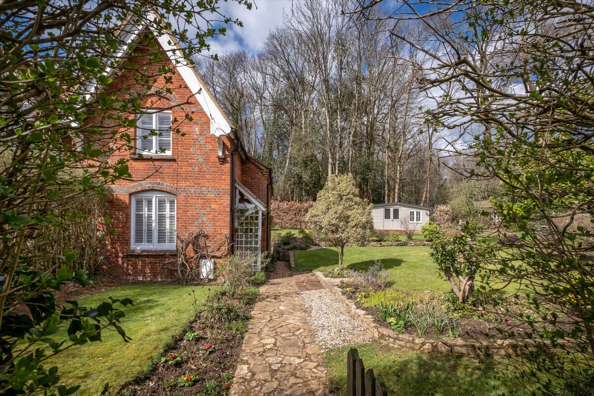 house for sale in Blackheath Lane, Blackheath, Guildford, Surrey, GU4