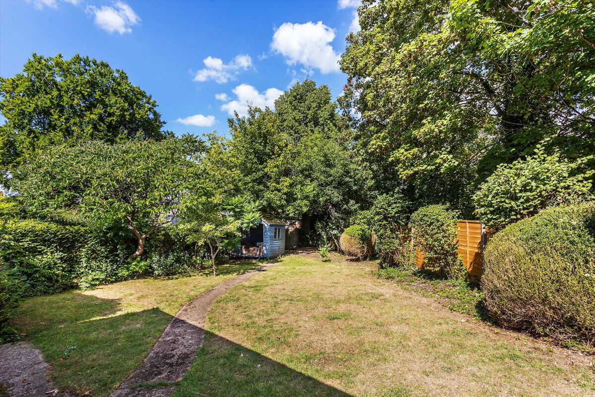 house for sale in Pewley Way, Guildford, Surrey, GU1 GLD012285960 Knight Frank