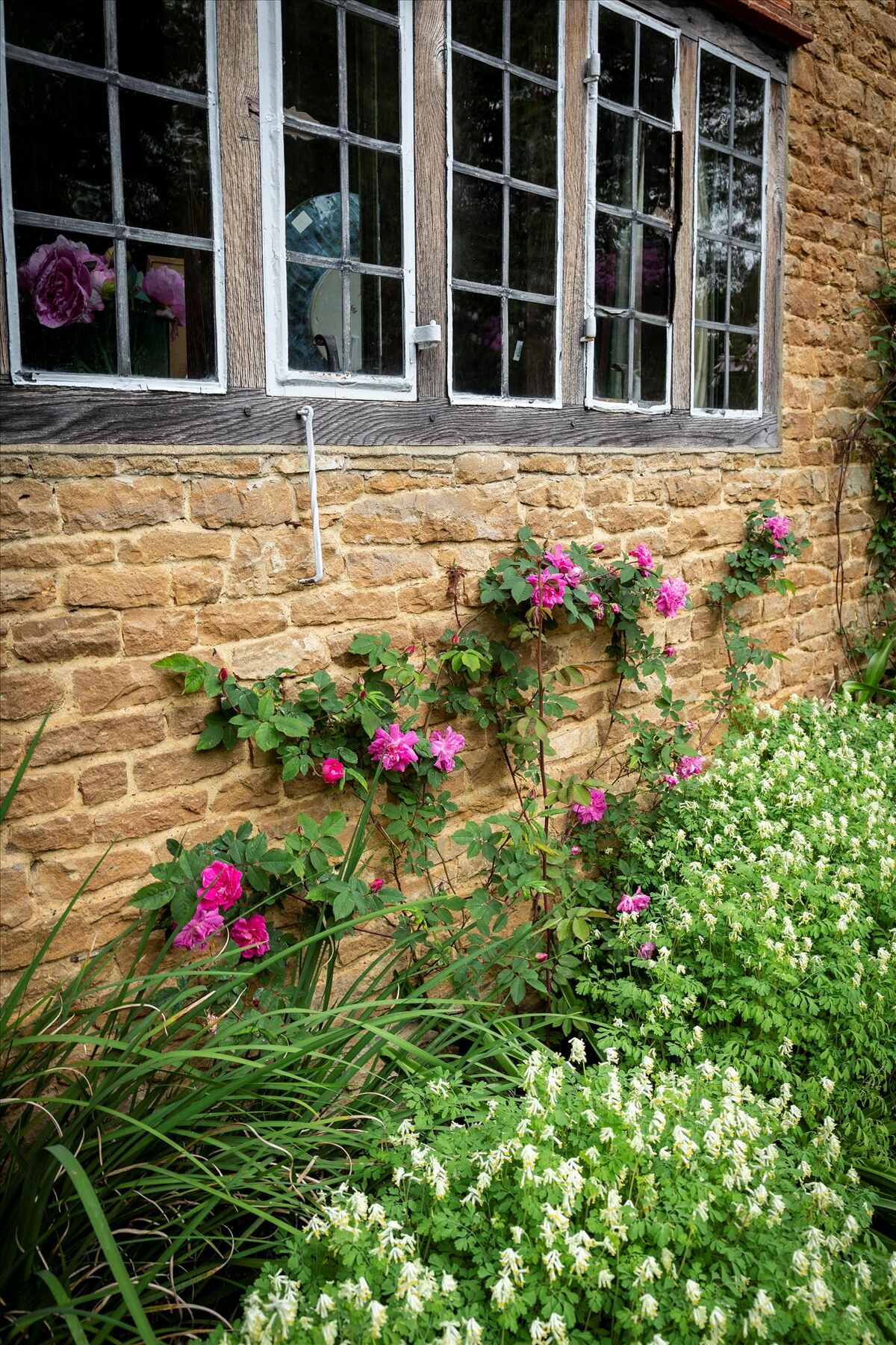 house for sale in Munstead Wood, Godalming, Surrey, GU7 GLD012298766