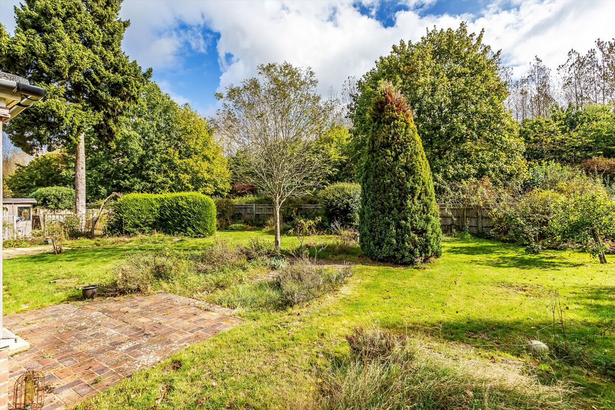 house for sale in Highfield, Shalford, Guildford, Surrey, GU4