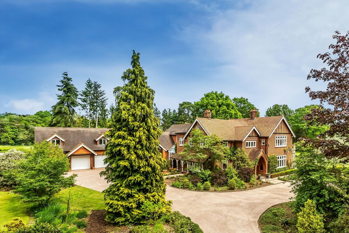 house for sale in Pyle Hill, Woking, Surrey, GU22. GLD012326777