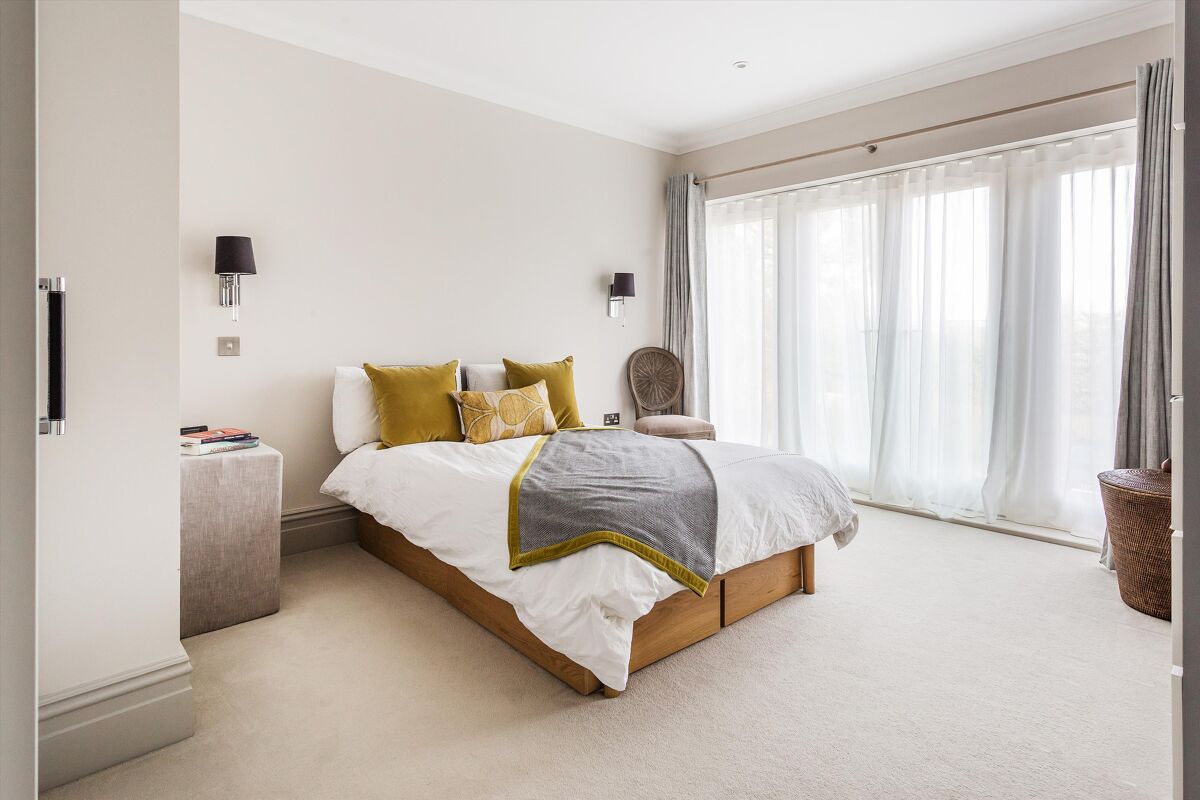 flat for sale in Cranley Road, Guildford, Surrey, GU1 GLD012334682