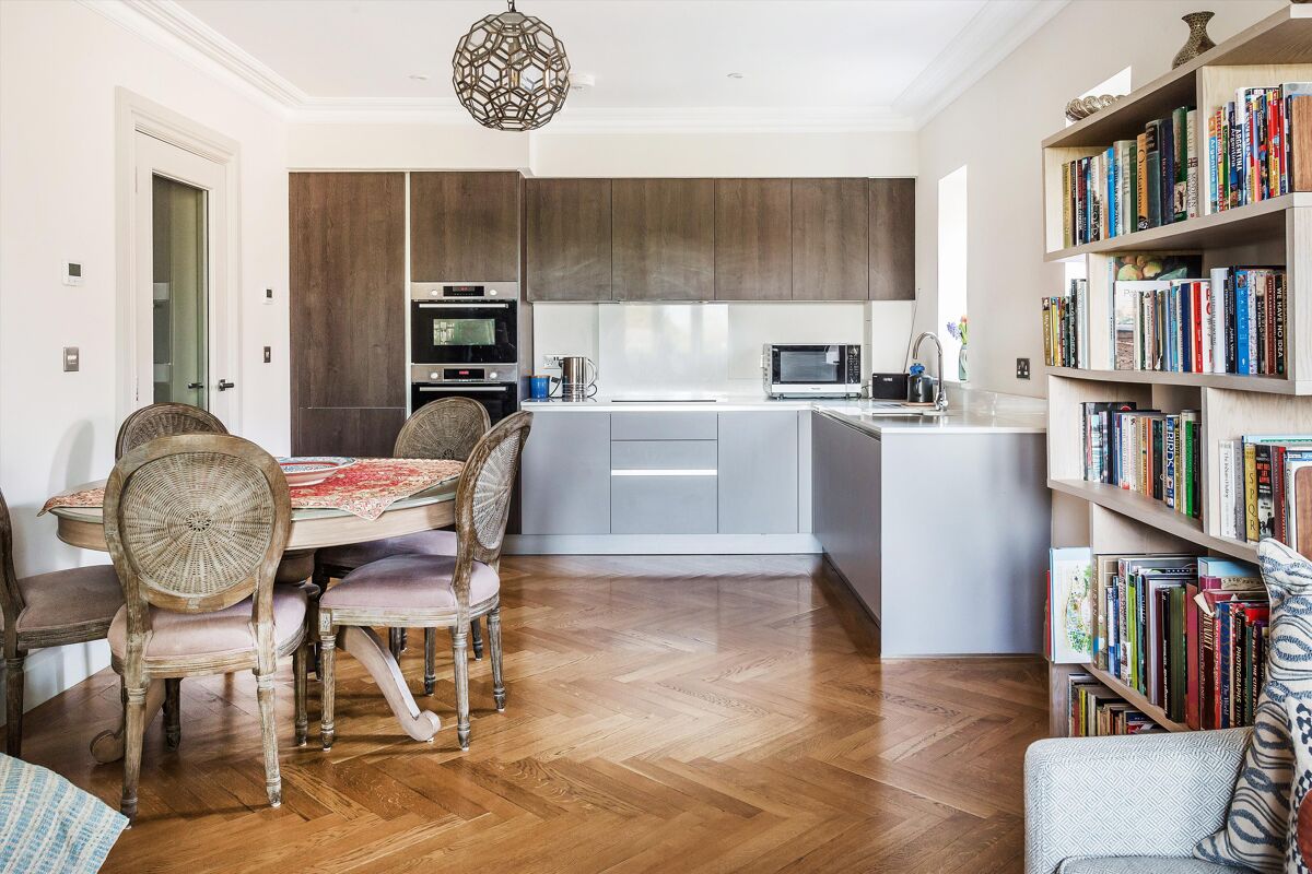 flat for sale in Cranley Road, Guildford, Surrey, GU1 GLD012334682