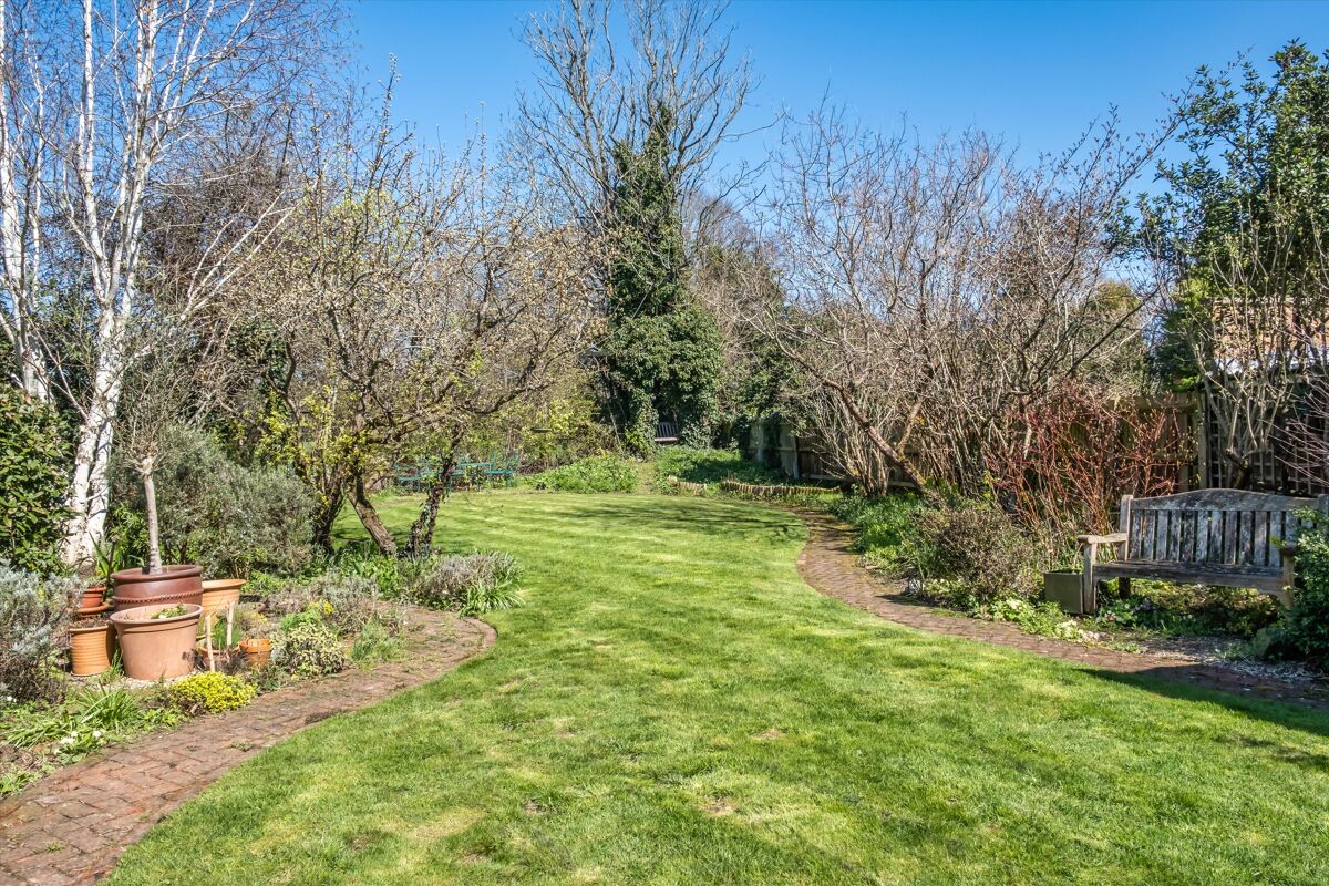 house for sale in The Common, Cranleigh, Surrey, GU6 GLD012346733