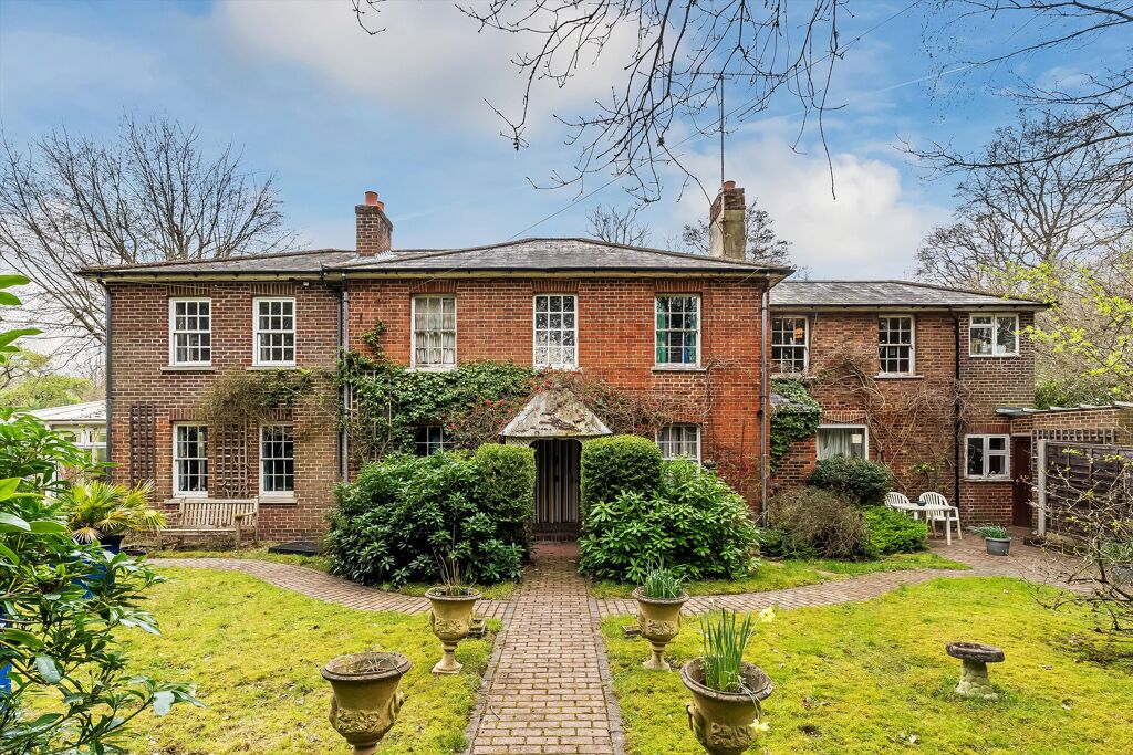 Image of Goose Rye Road, Worplesdon, Guildford, Surrey GU3 3RQ