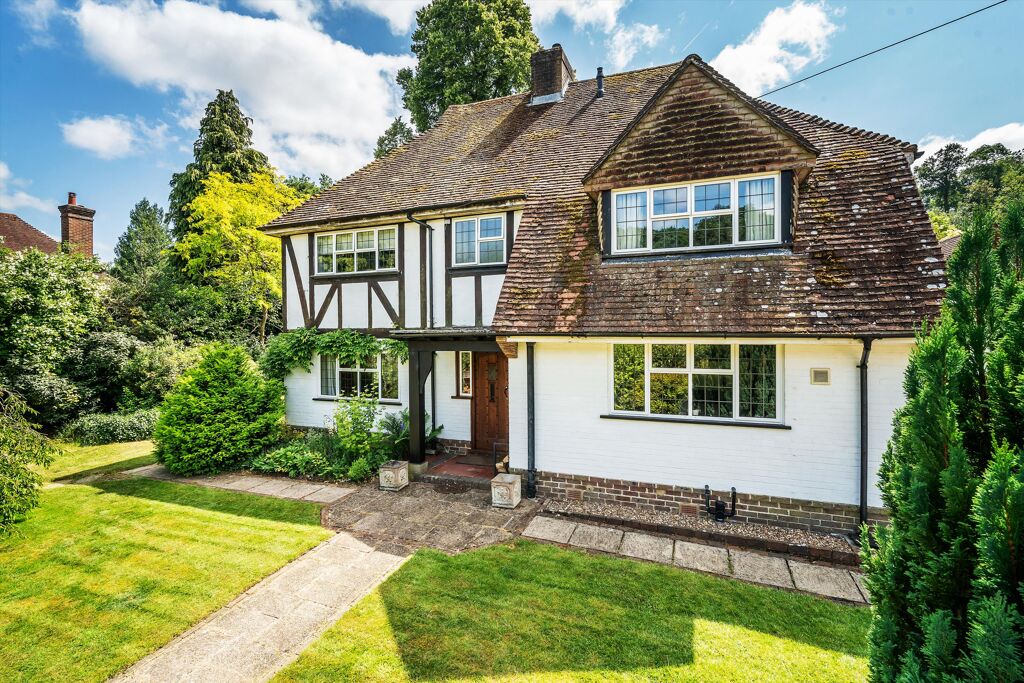 Image of Links Road, Bramley, Guildford, Surrey, GU5 0AL