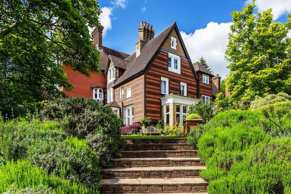 Image of Brook Road, Wormley, Godalming, Surrey, GU8