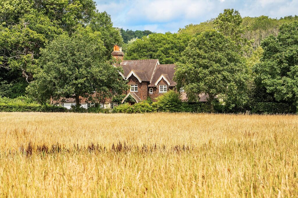 Image of Beare Green Road, Beare Green, Dorking, Surrey, RH5