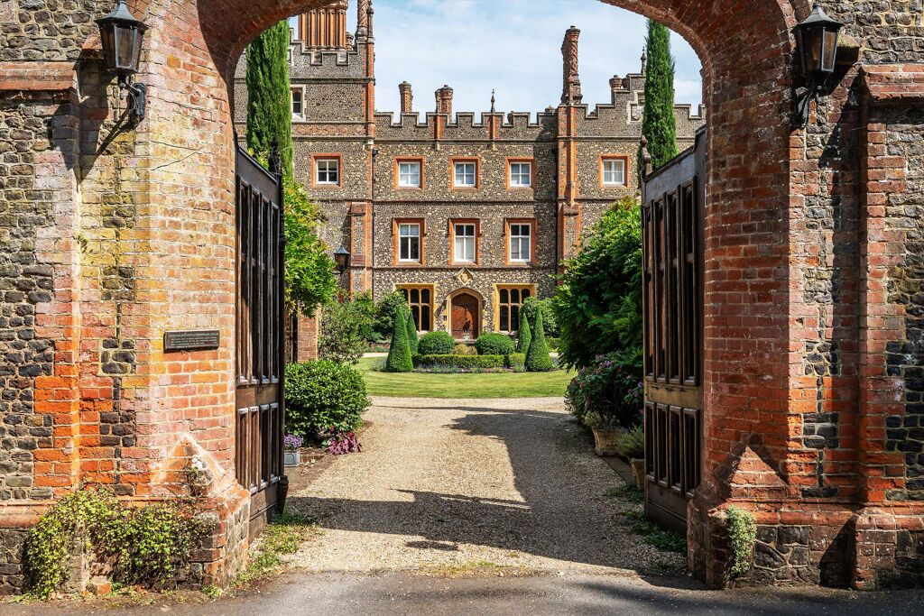 Image of Albury Park, Albury, Guildford, Surrey, GU5