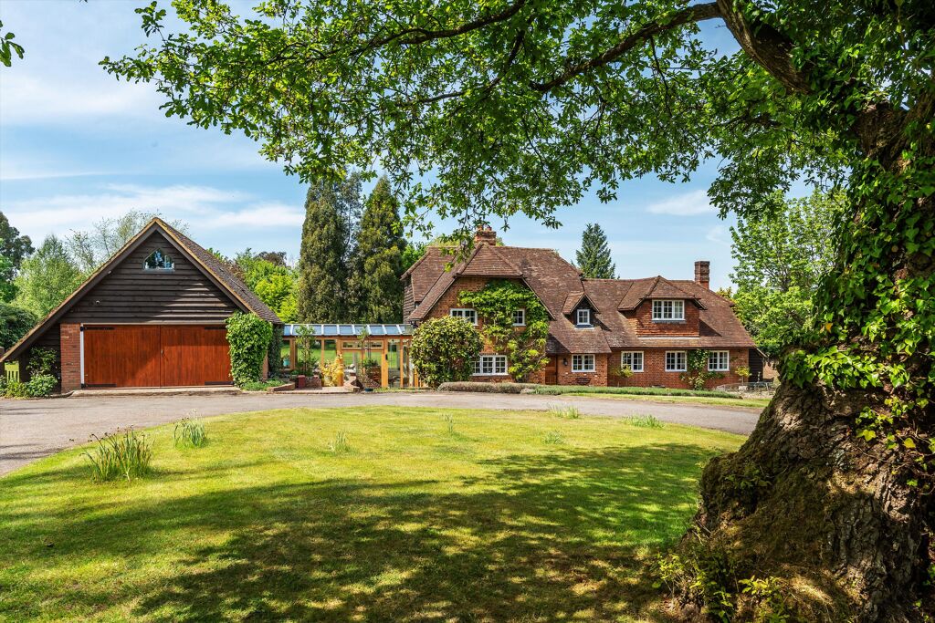 Image of Blanchards Hill, Sutton Green, Guildford, Surrey, GU4 7QJ