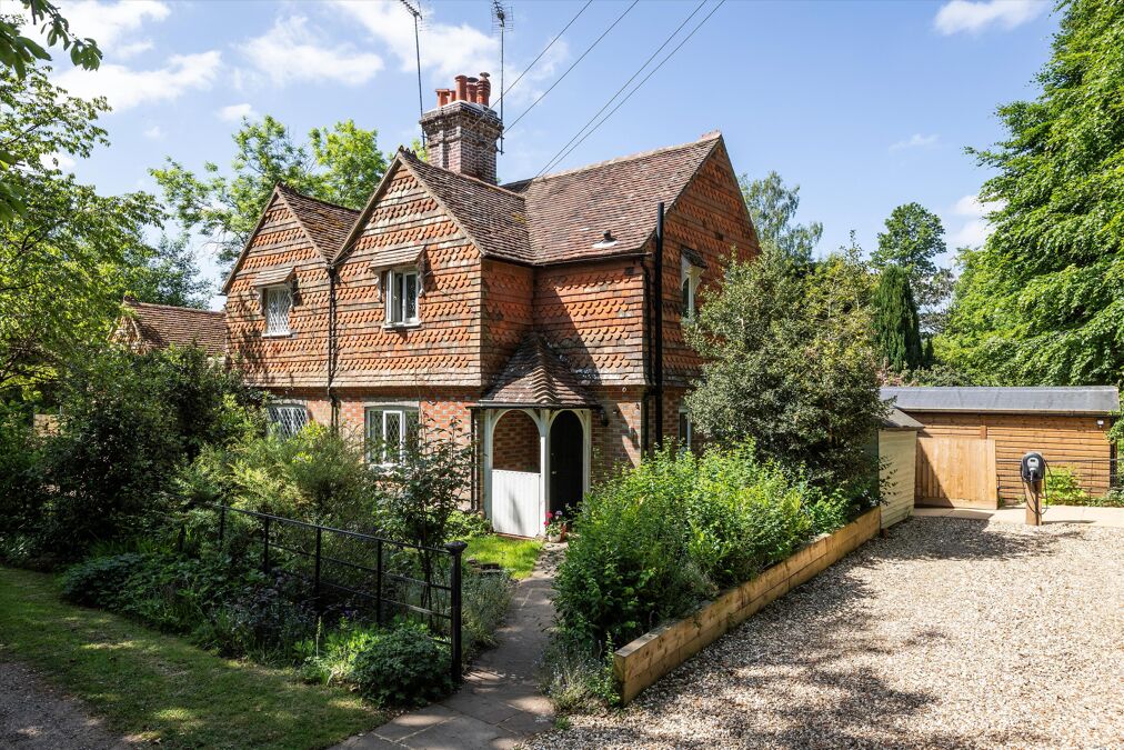 Image of French Hill, Thursley, Godalming, Surrey, GU8