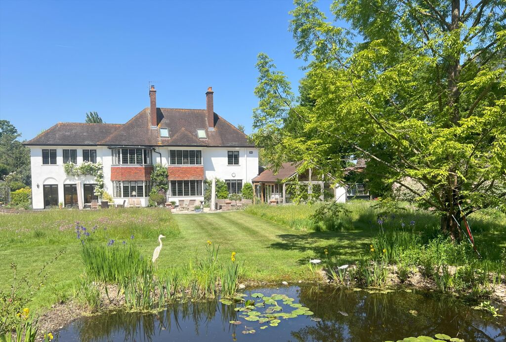 Image of The Street, West Clandon, Guildford, Surrey, GU4 7TG