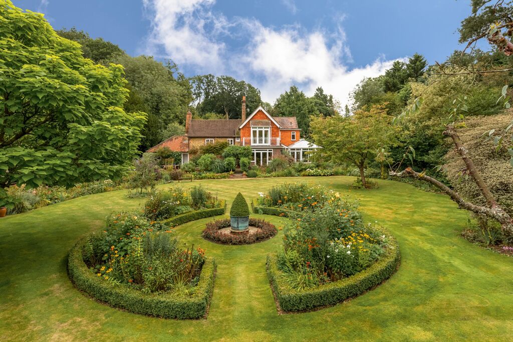 Image of Peaslake Lane, Peaslake, Guildford, Surrey, GU5