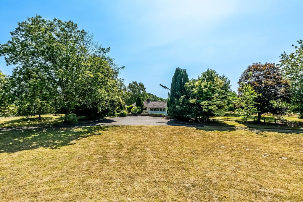 Image of Whitmoor Common, Worplesdon, Guildford, Surrey, GU3 3EL