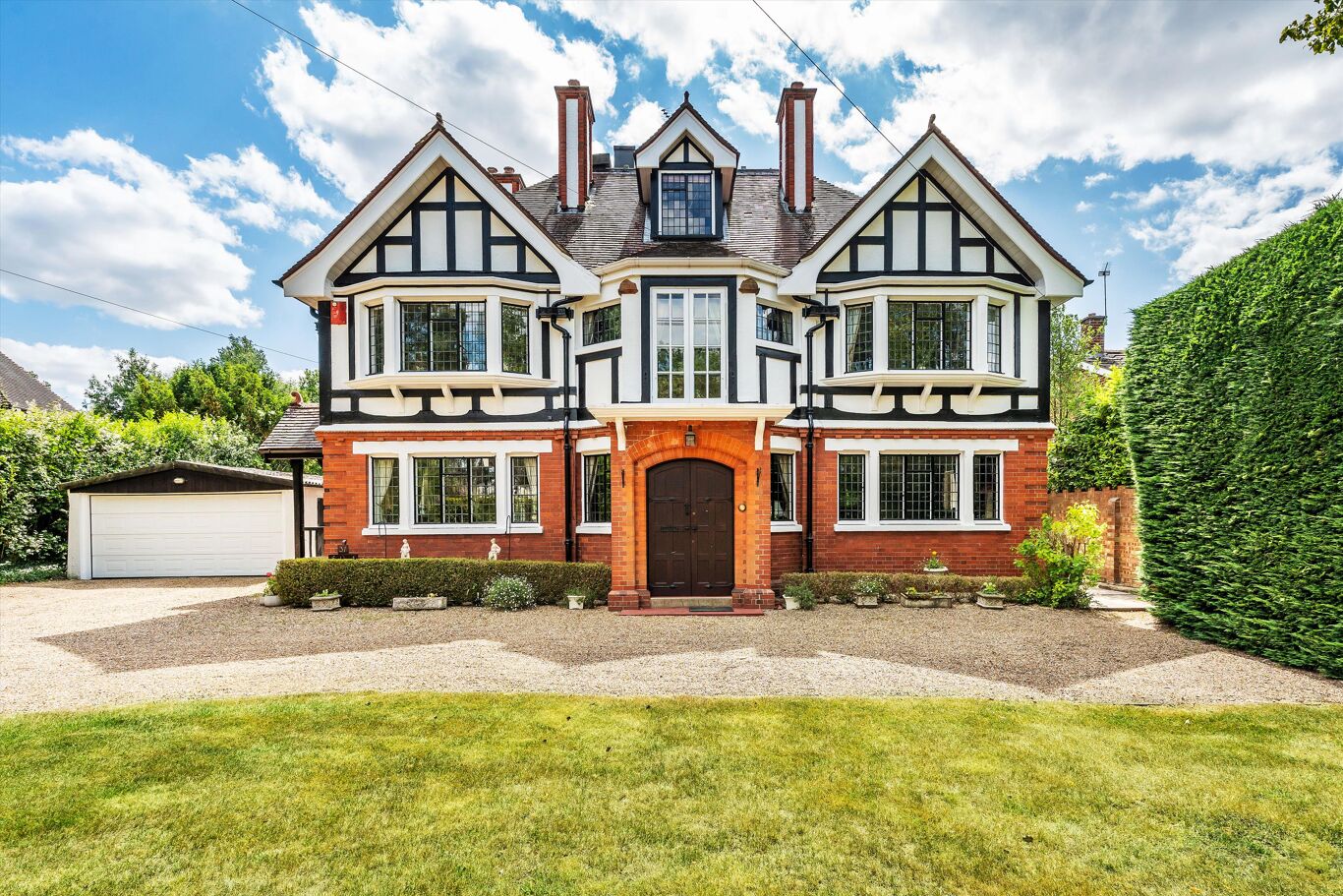 Image of Abbotswood, Guildford, Surrey, GU1.