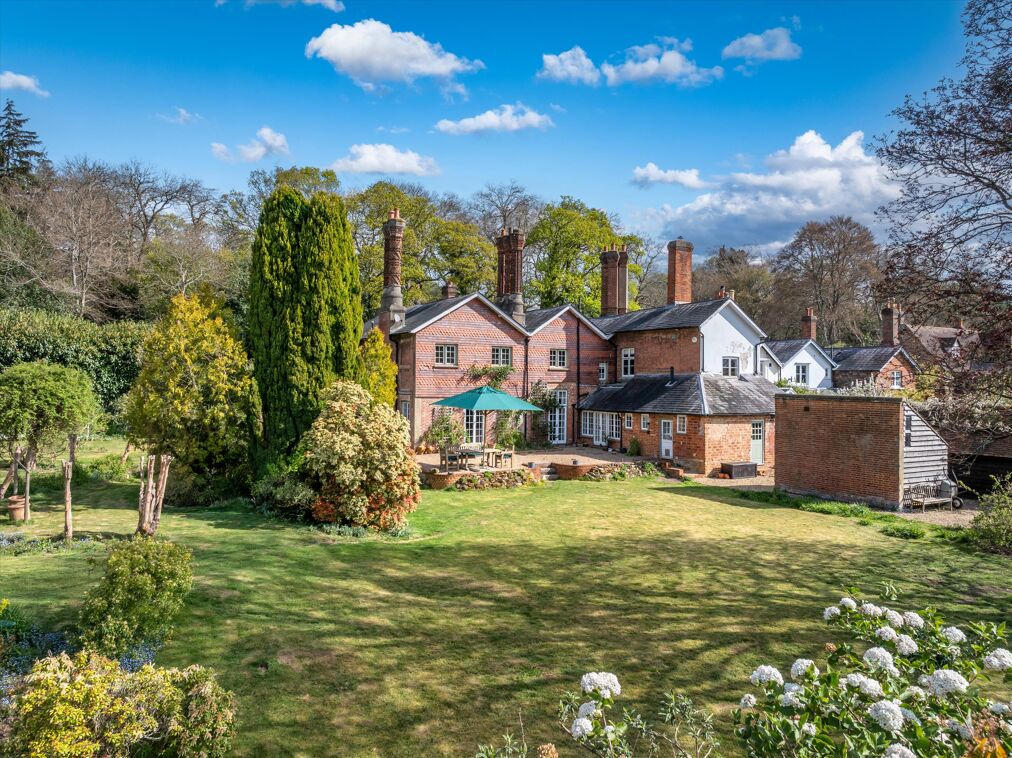 Image of Park Road, Albury, Guildford, Surrey, GU5