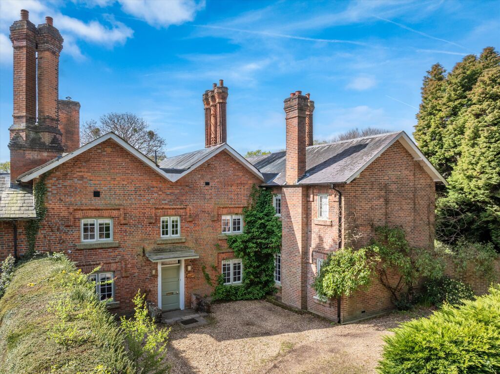 Image of Park Road, Albury, Guildford, Surrey, GU5