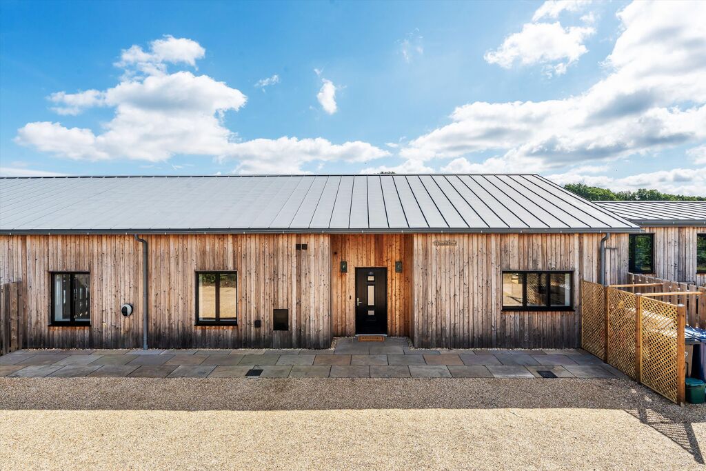 Image of Knowle Lane, Cranleigh, Surrey, GU6