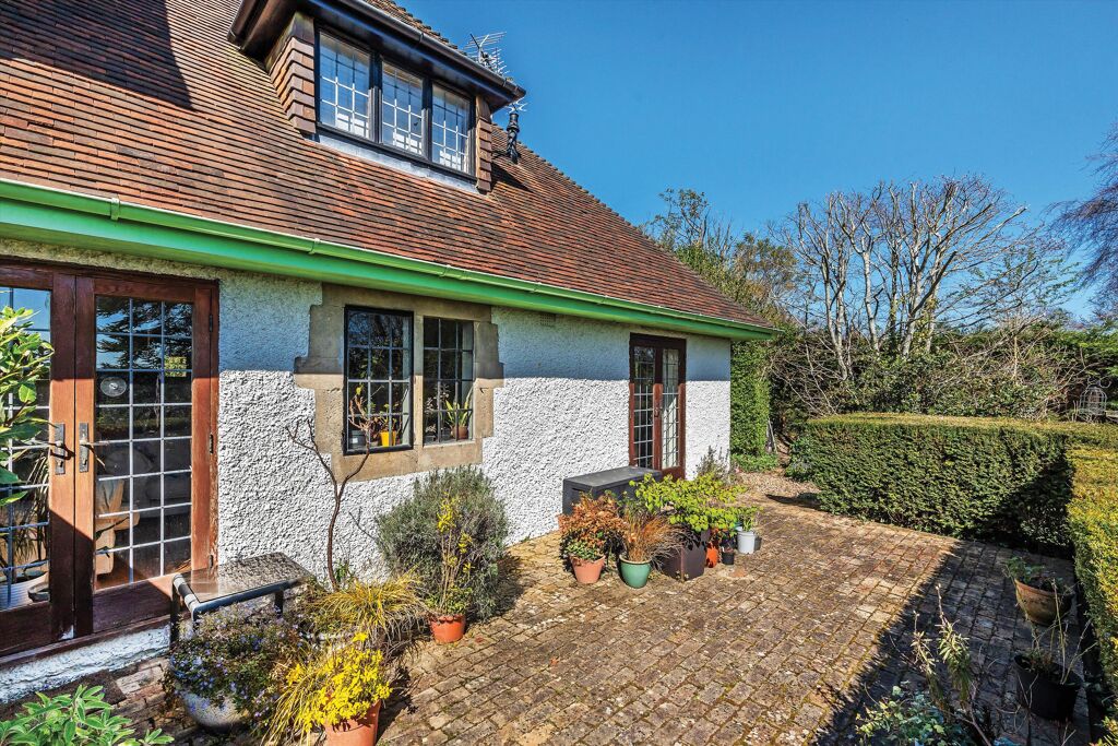 Image of Upper Guildown Road, Guildford, Surrey GU2