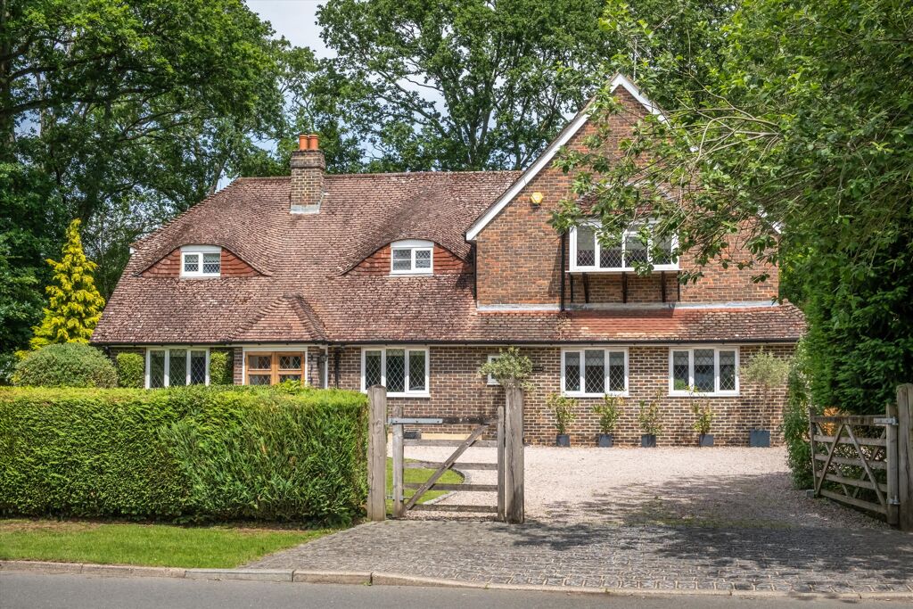 Image of Woodland Avenue, Cranleigh, Surrey GU6