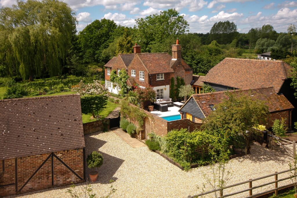 Image of Trunley Heath Road, Bramley, Guildford, Surrey GU5 0BW