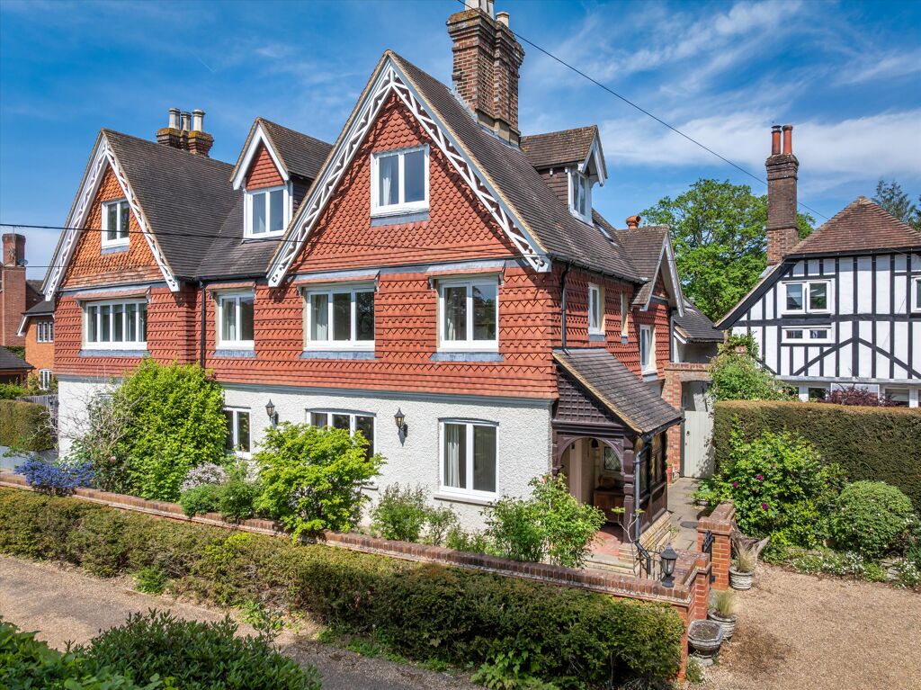 Image of The Common, Cranleigh, Surrey GU6