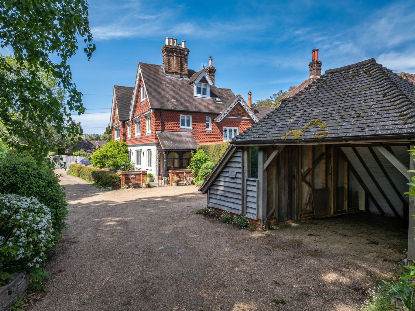 Image of The Common, Cranleigh, Surrey GU6