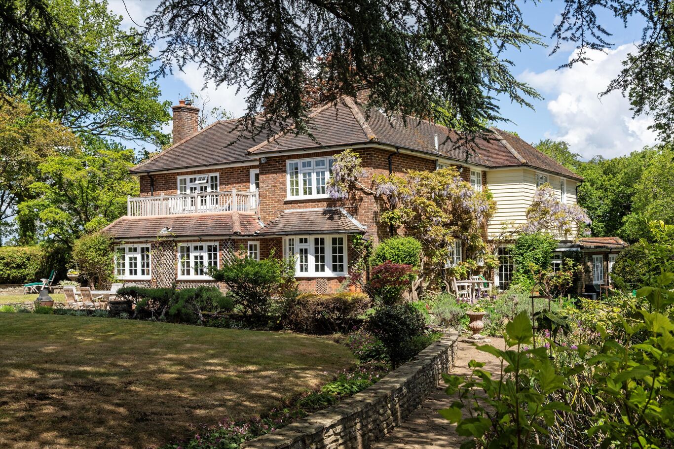 Image of Hale House Lane, Churt, Farnham, Surrey GU10