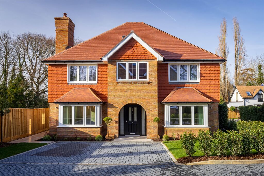 Image of Horseshoe Crescent, Guildford GU1