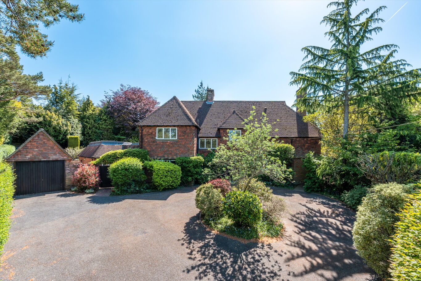 Image of Broadwater Rise, Guildford, Surrey GU1