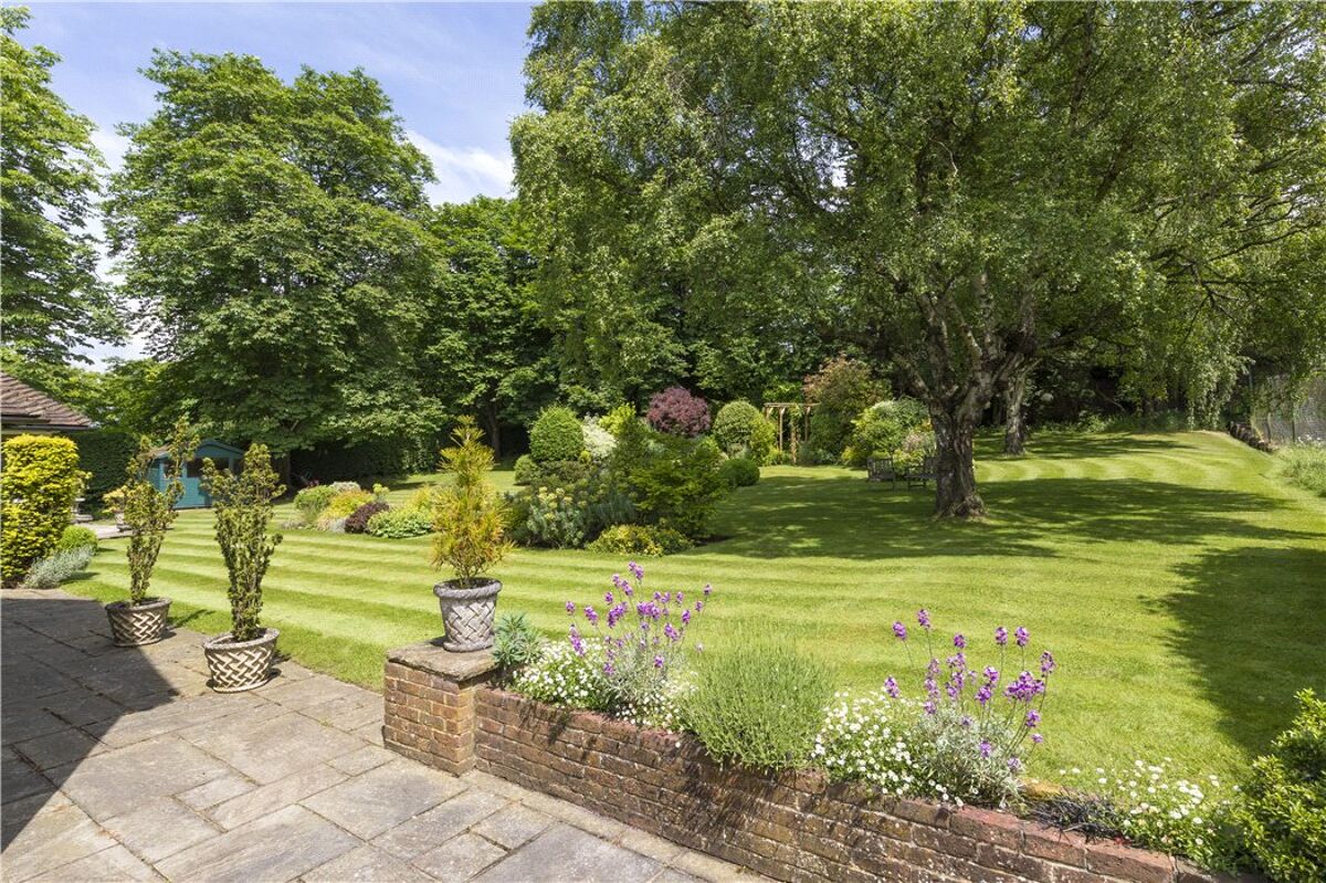 house for sale in Wix Hill, West Horsley, Leatherhead, Surrey, KT24